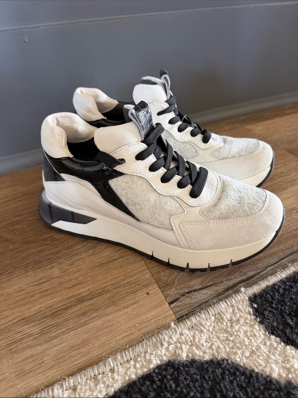 Women's White and Black Platform Sneakers - Cushioned Casual With Arch Support
